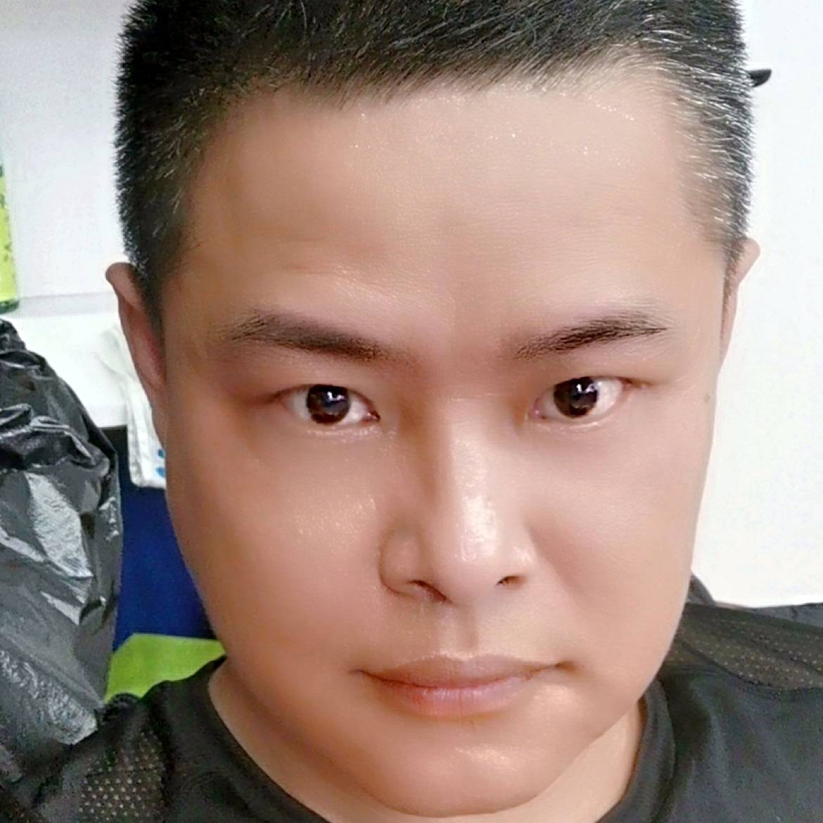 隐入红尘的照片