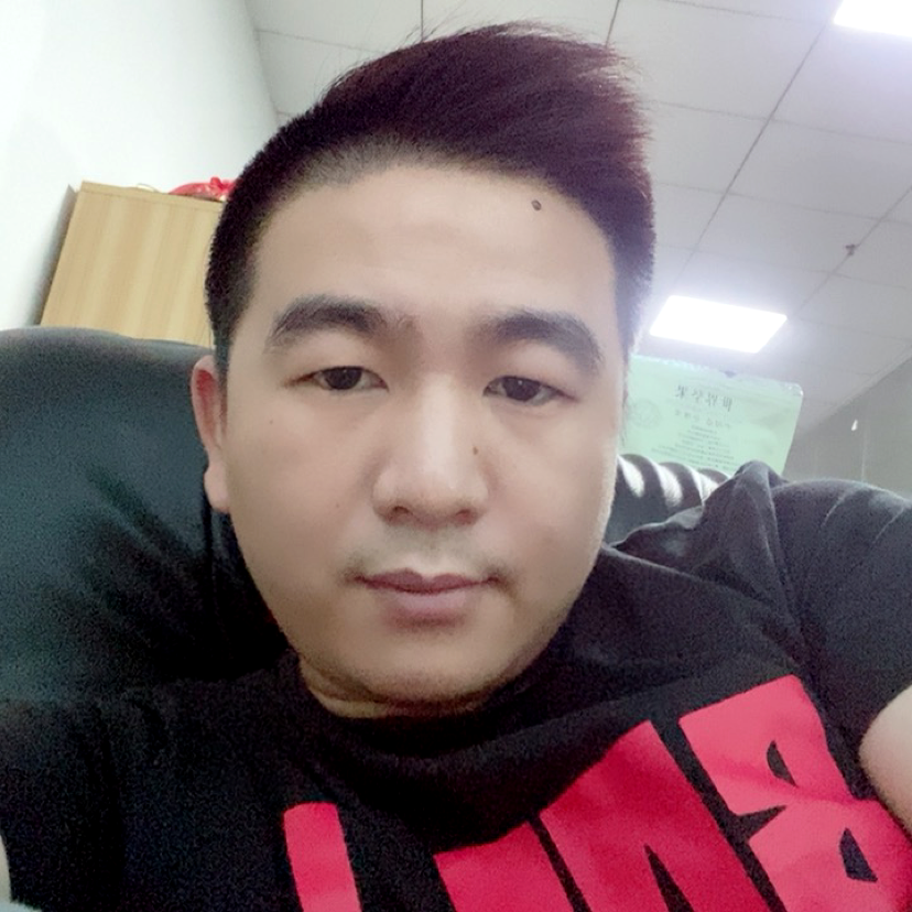 H先生的照片