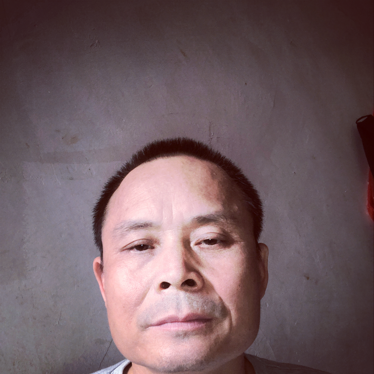 短靴迎冷艳的照片