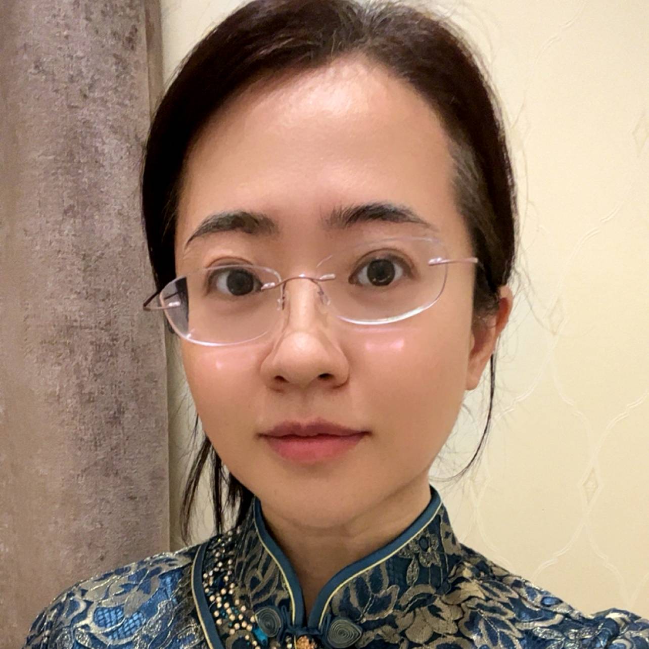 高大de希拉的照片
