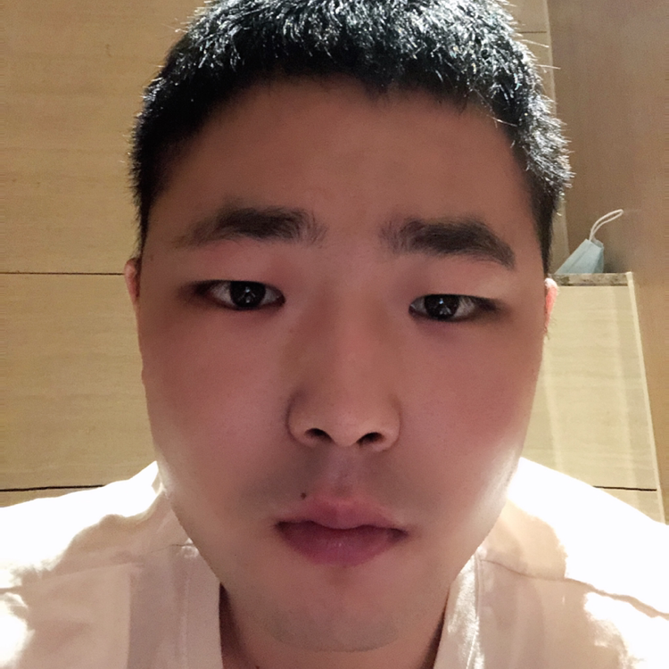 浅滩。的照片