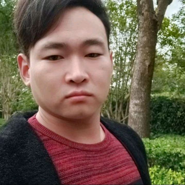 不安保卫雪碧的照片