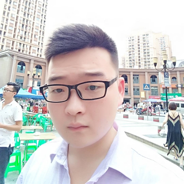 余生谁相依的照片