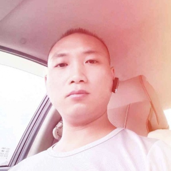 小☞哥哥的照片