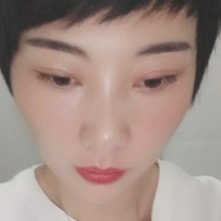 认真洋葱的照片