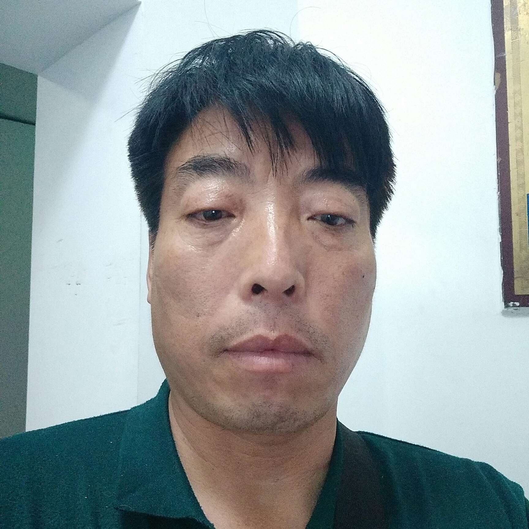 无聊的唇彩的照片