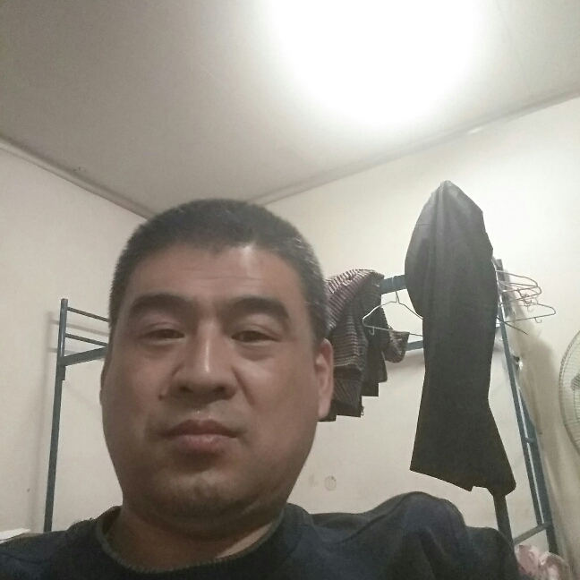 温暖睫毛膏的照片