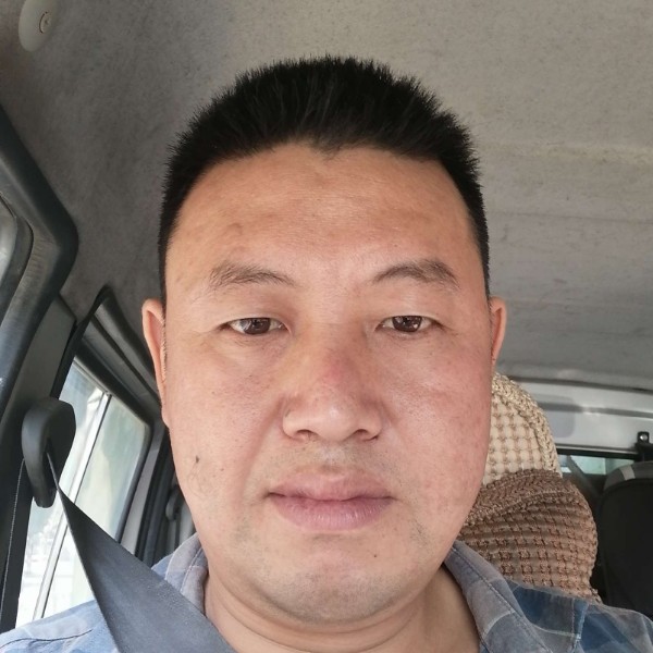 棉花糖蹙眉妩媚的照片