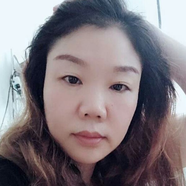 AInana的照片