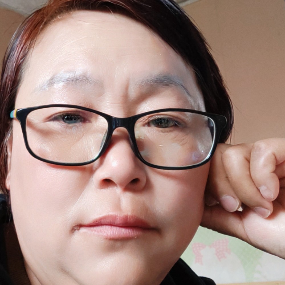 整齐方电源的照片
