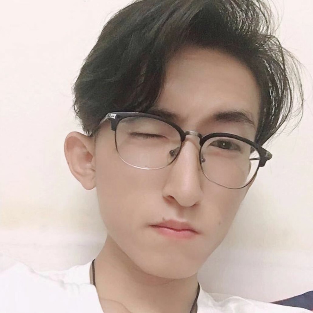隐忍扯蘩藜的照片