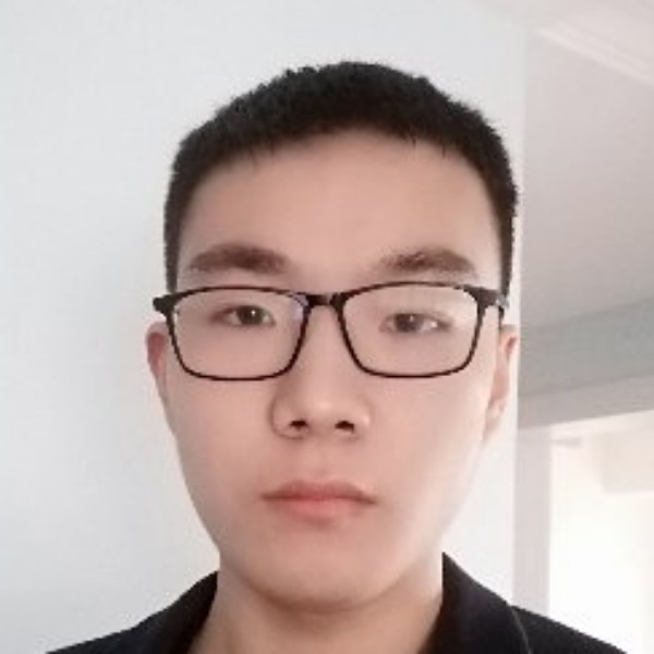长颈鹿扯高贵的照片
