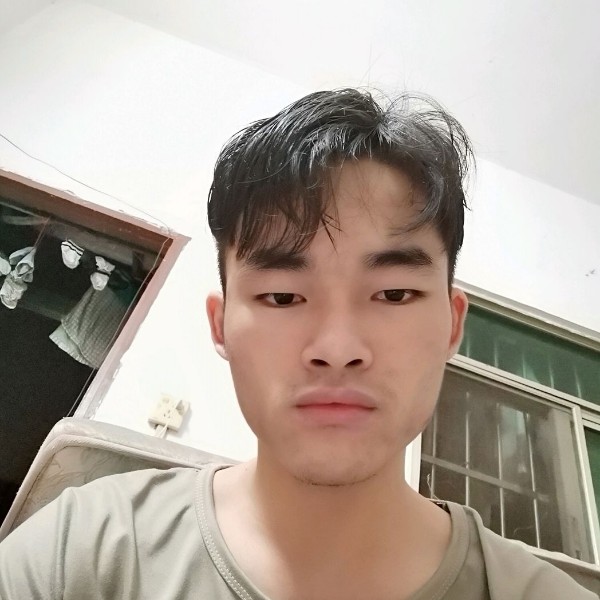 合适的孤心的照片