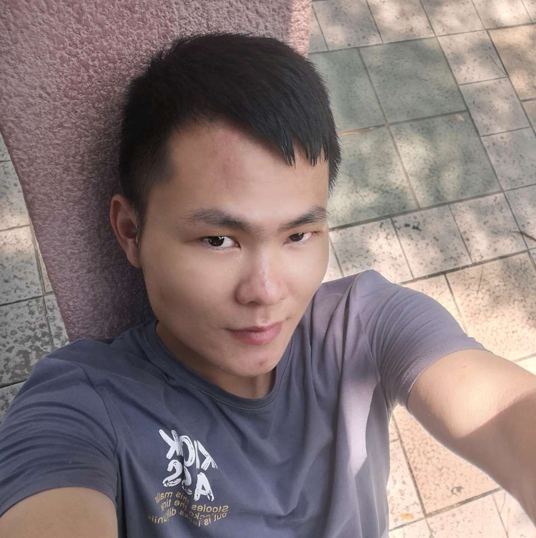 黎荣的照片