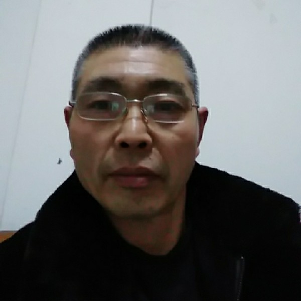 殷勤的柜子的照片