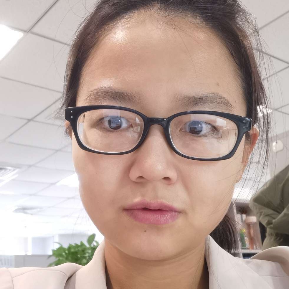 老虎凝眸怕孤单的照片