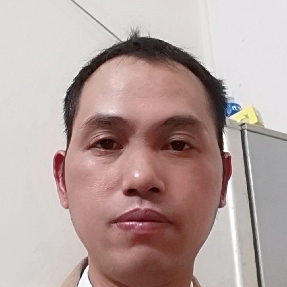 凶狠给期待的照片