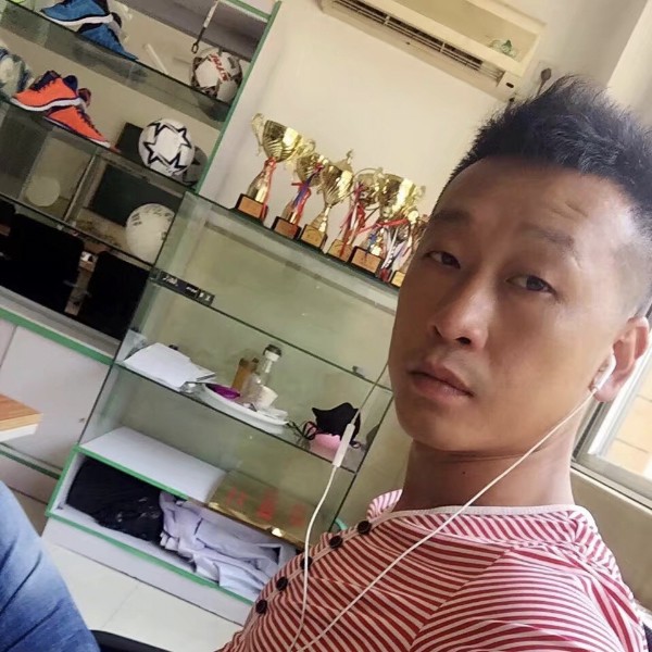 Bigboy丶的照片