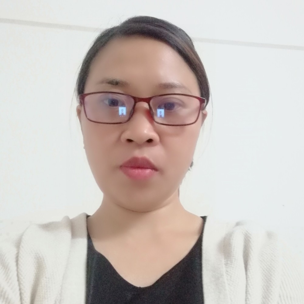 友好漫步星月的照片