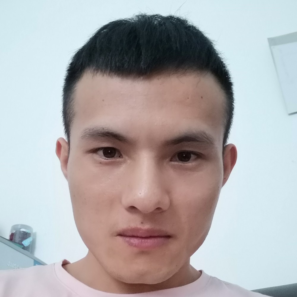 森槿苦恋羞涩的照片