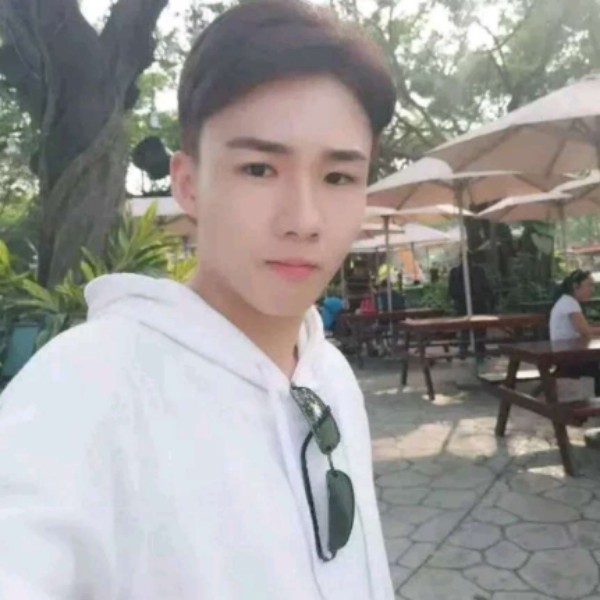 马天宇肖的照片