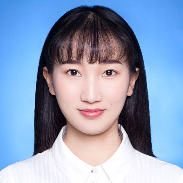 独立小桥风满袖的照片