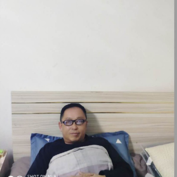 搞怪剪影的照片