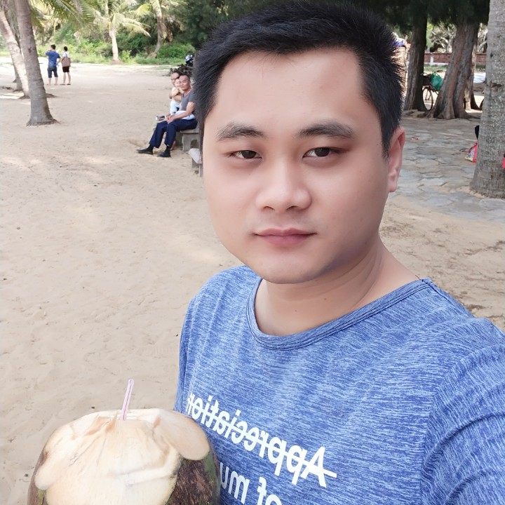 朴实水杯的照片