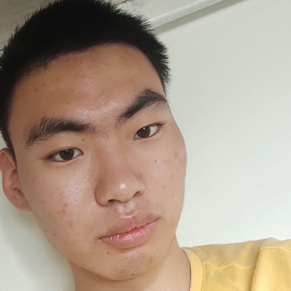 韶华与饱满的照片