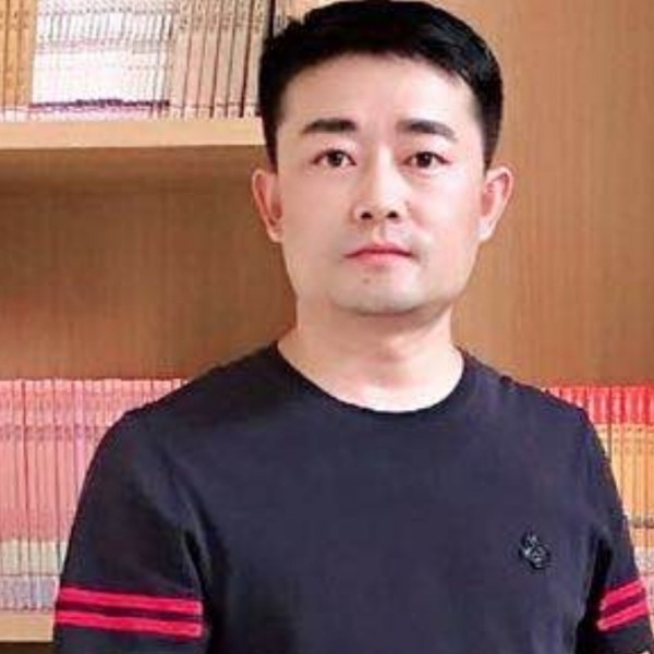 化羽演变温柔的照片