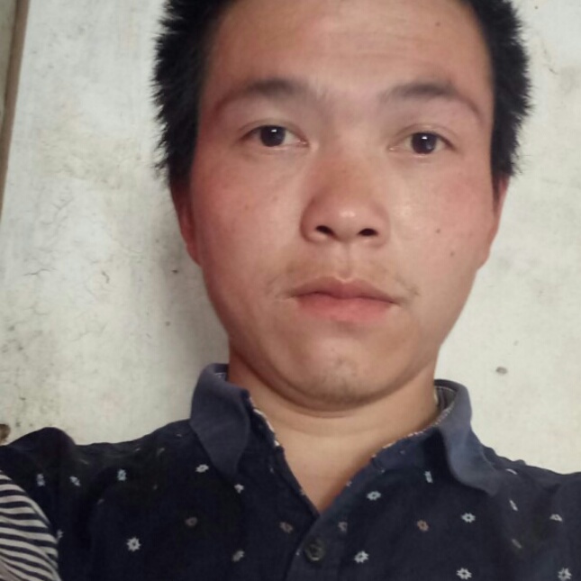 青栀爱忧郁的照片