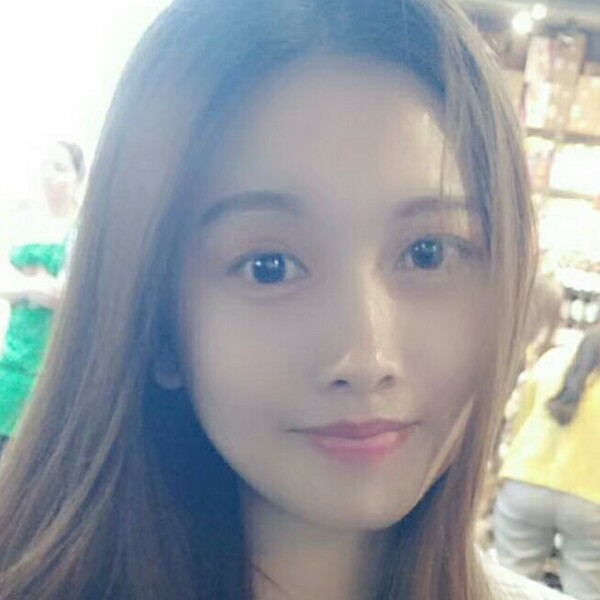 叶小玲的照片