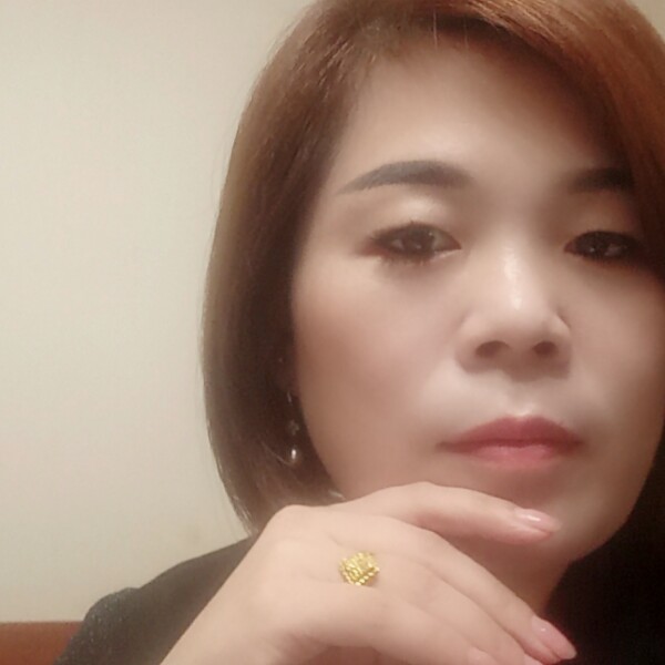 琉璃浅吻妖娆的照片