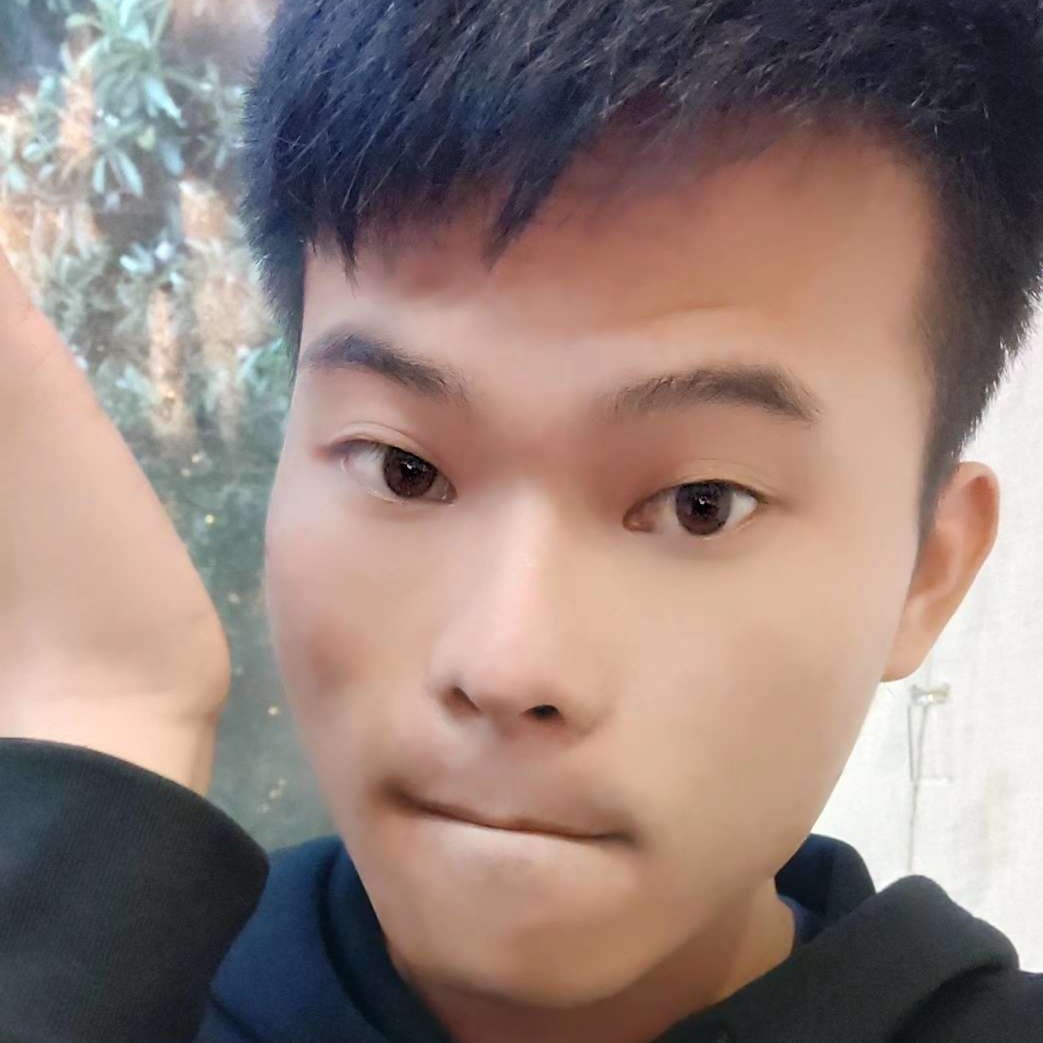 v小龙的照片
