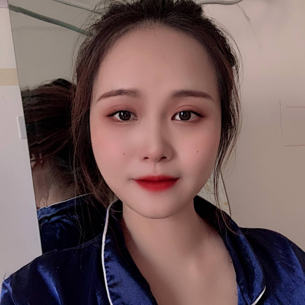 甜美和孤心的照片