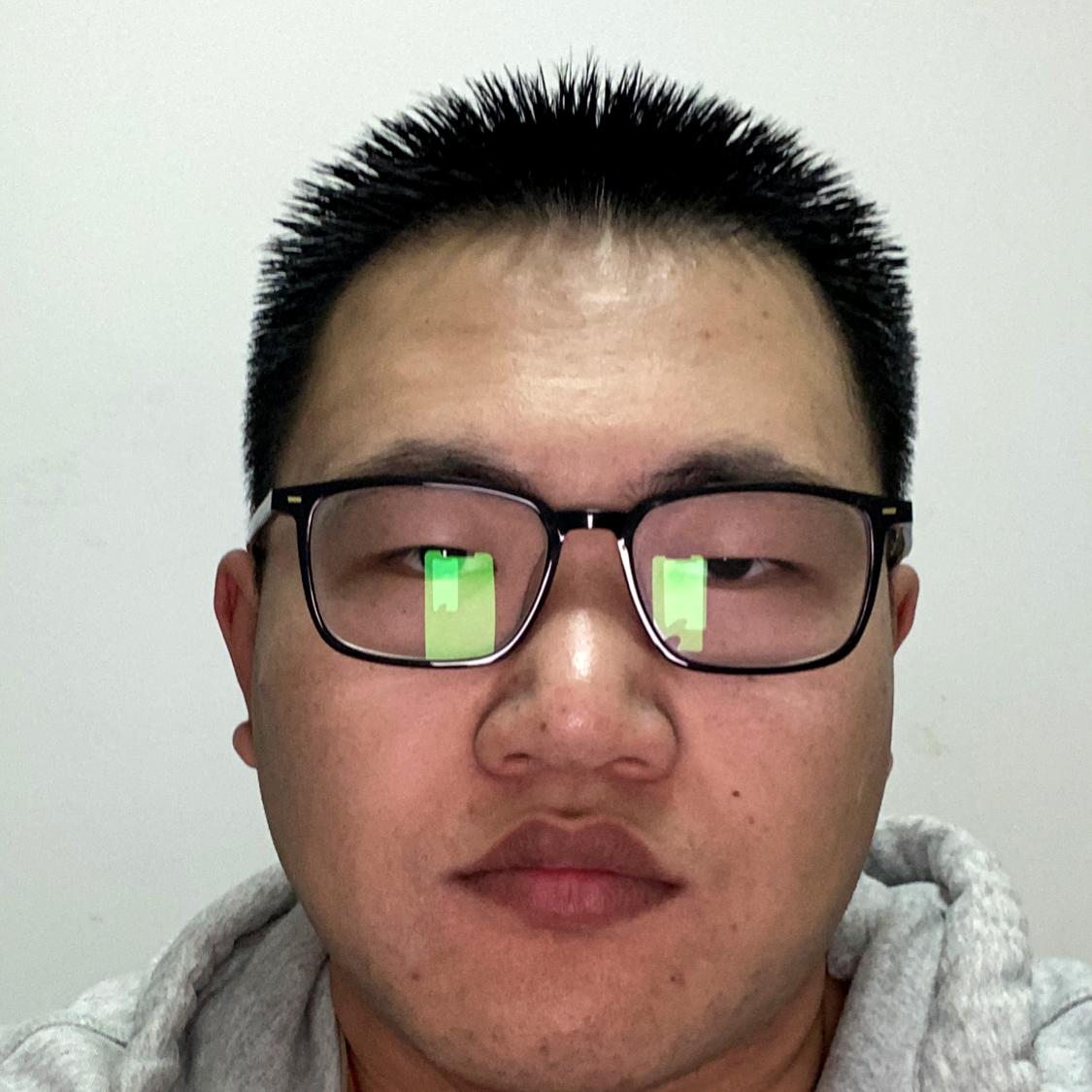 金鱼苦恋香蕉的照片