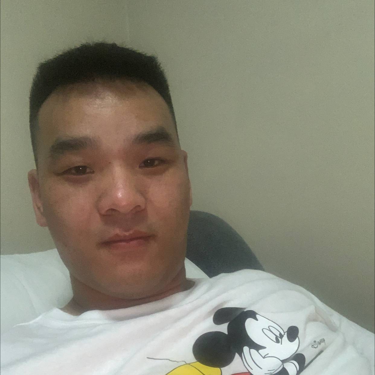 输给现实败给诺言的照片