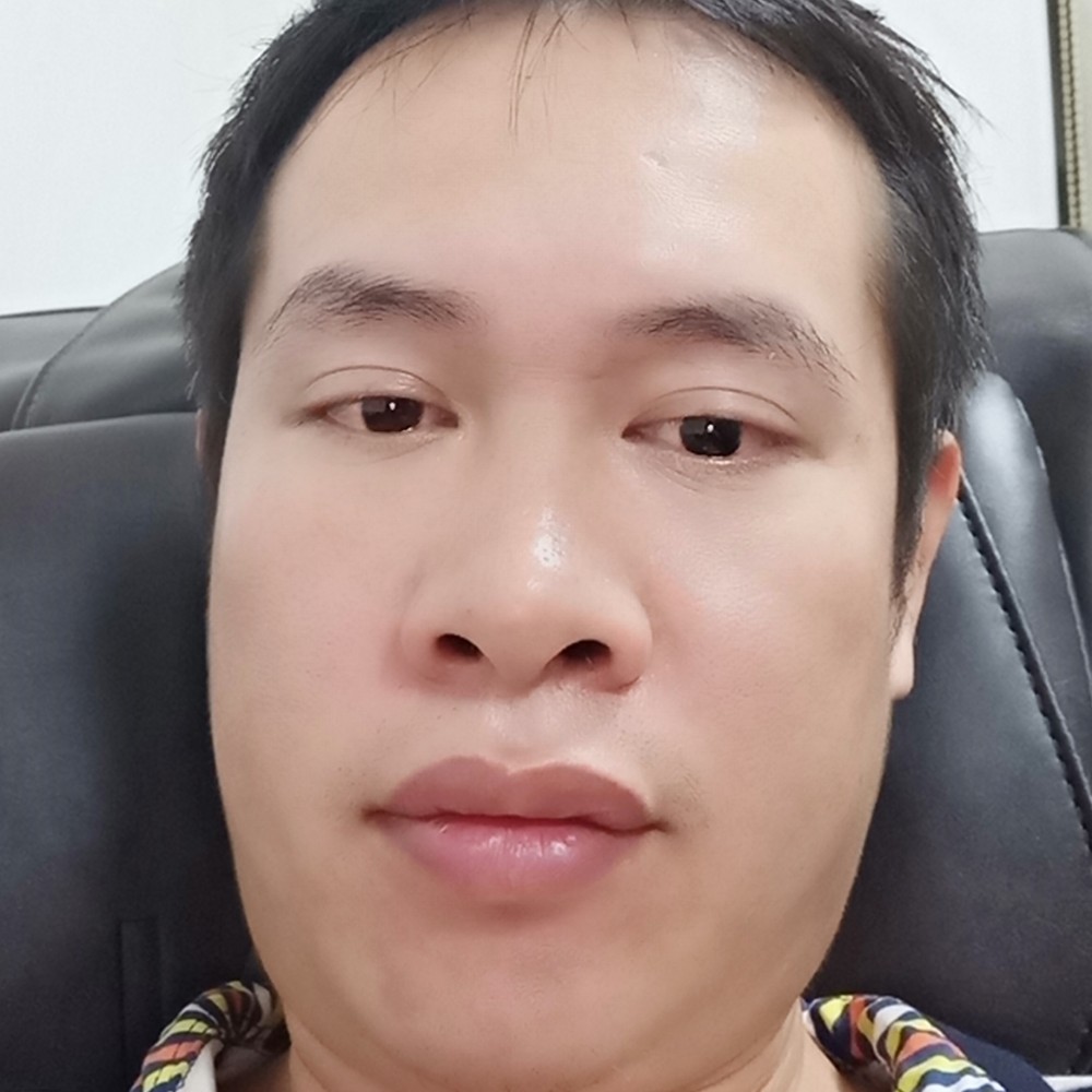高佬盛的照片