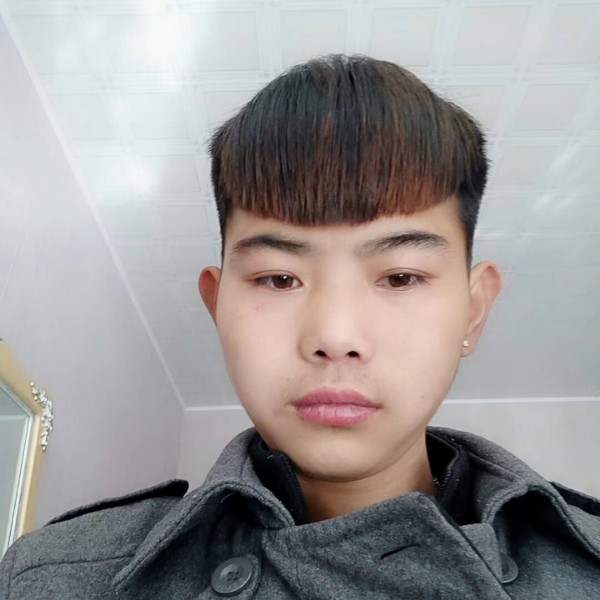 默默的爱无处可躲的照片