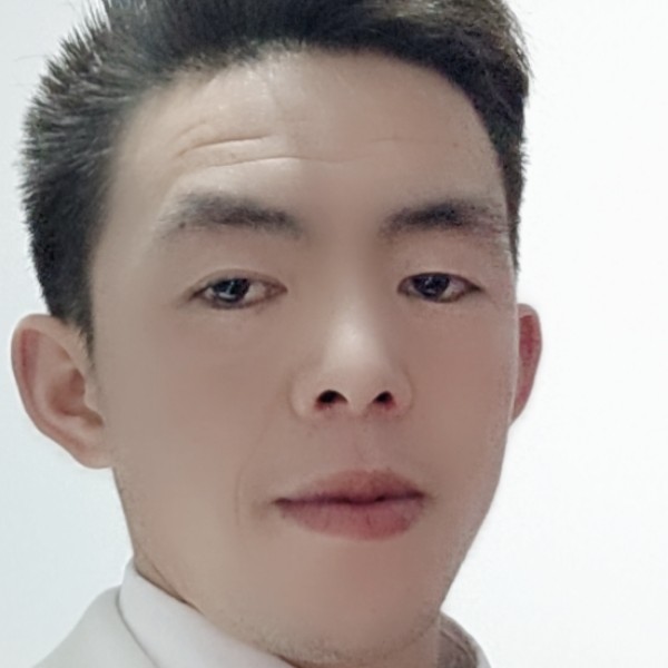 磬音爱恋自信的照片