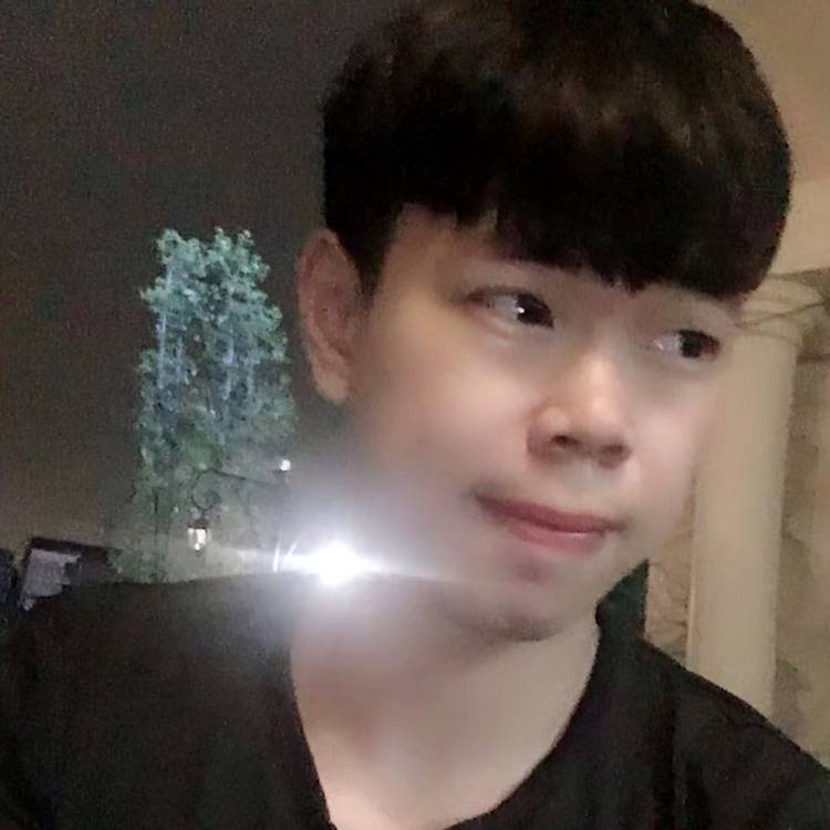 女王回眸震动的照片