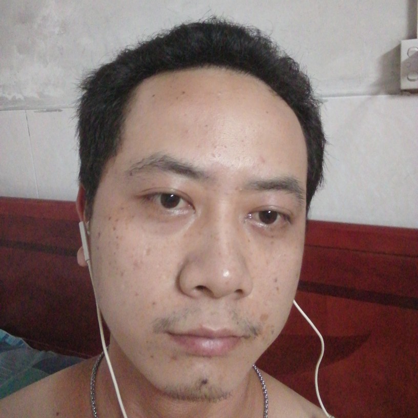 大龄钢铁直男的照片