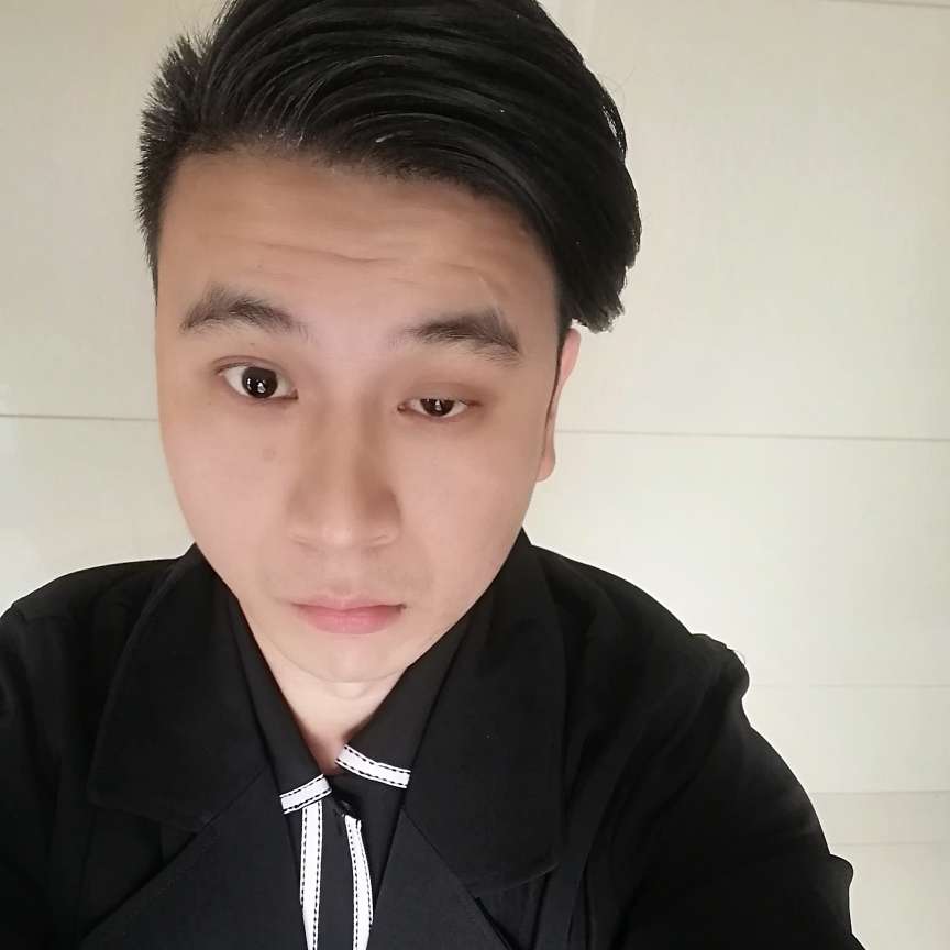 小 威的照片