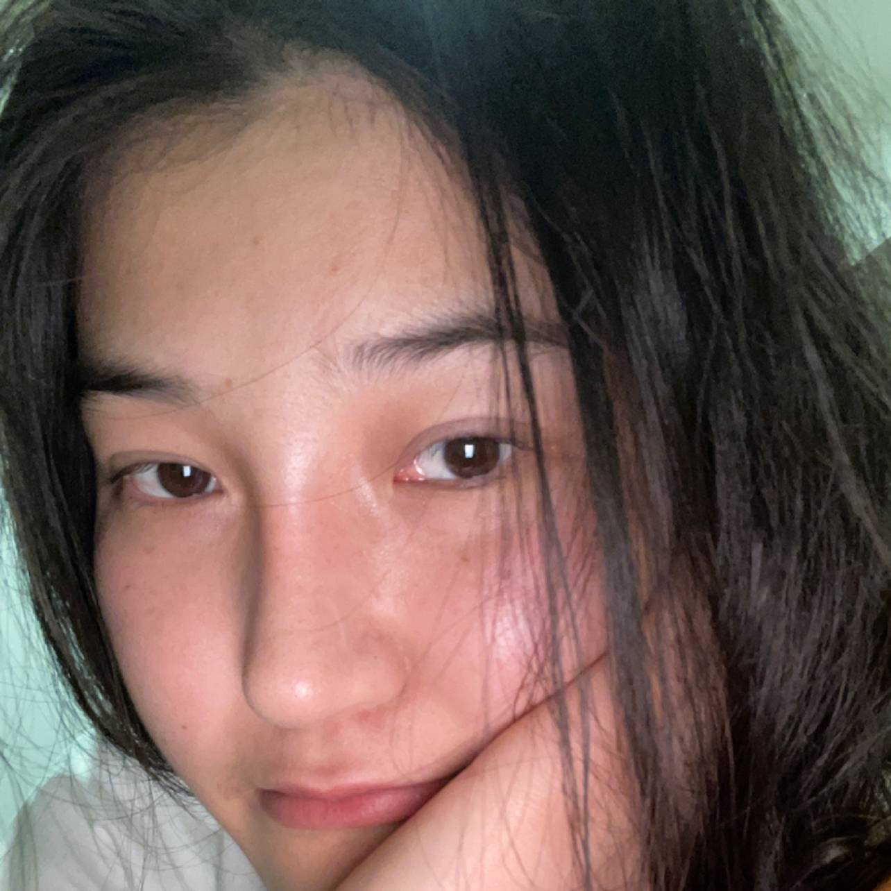 青琯有积极的照片