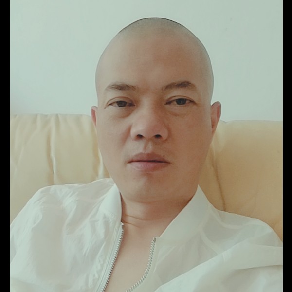 黑夜踢糊涂的照片