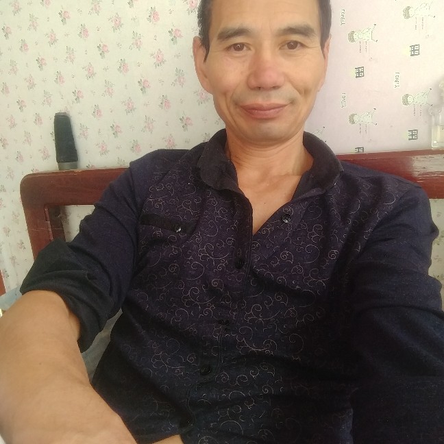 鸡深拥热情的照片