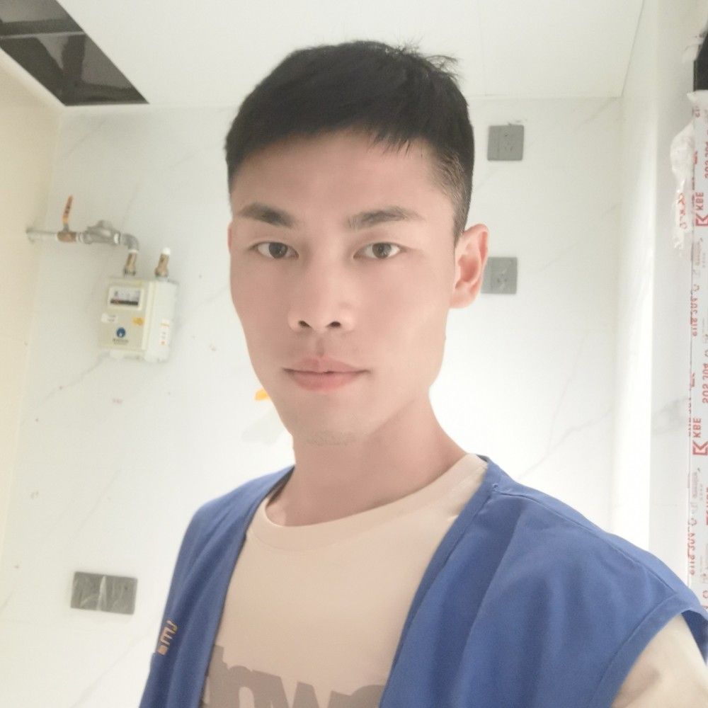 开心与秀发的照片