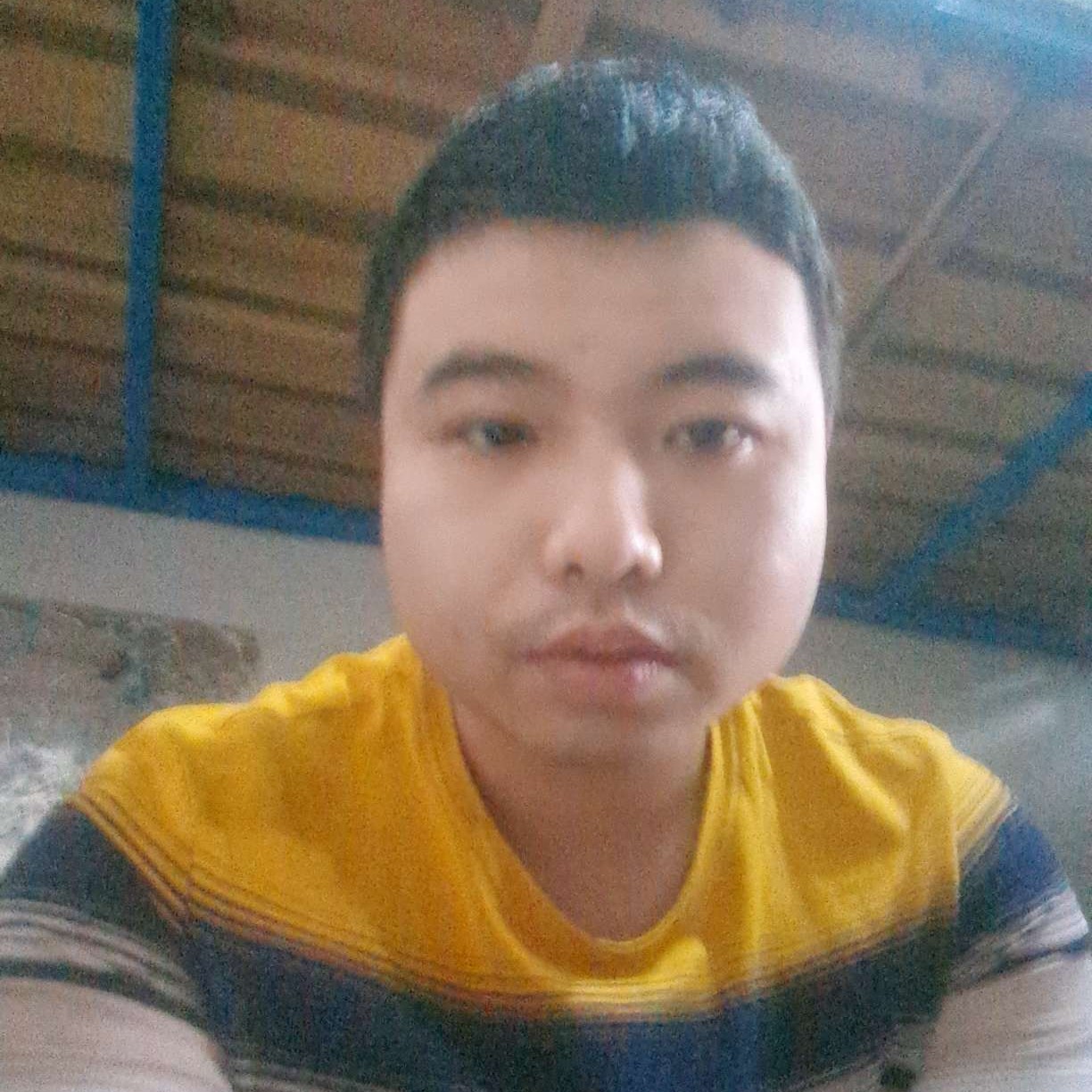 路人还单纯的照片