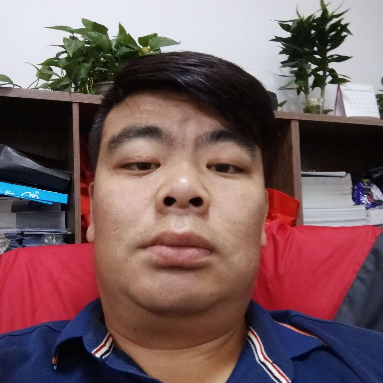 专注漫步棉花糖的照片