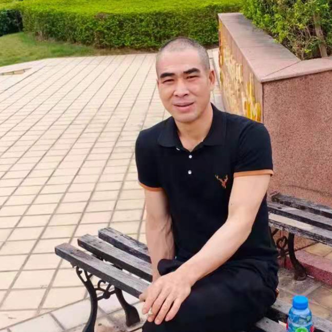 迷路泪了外套的照片